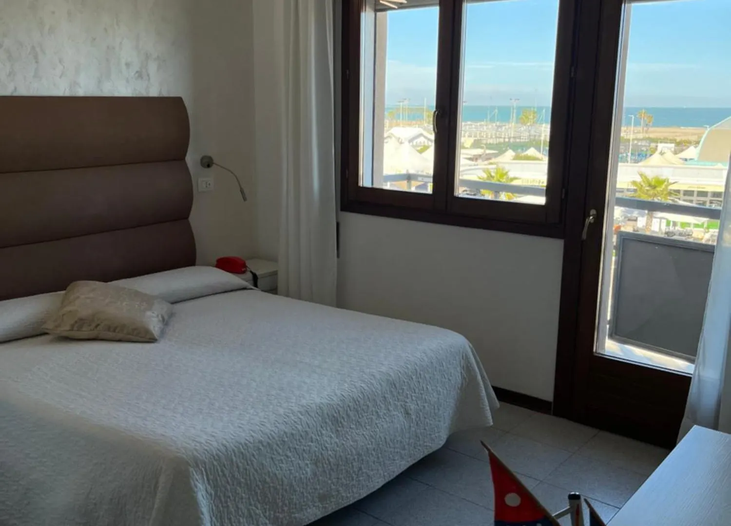 סוטומרינה Hotel Touring